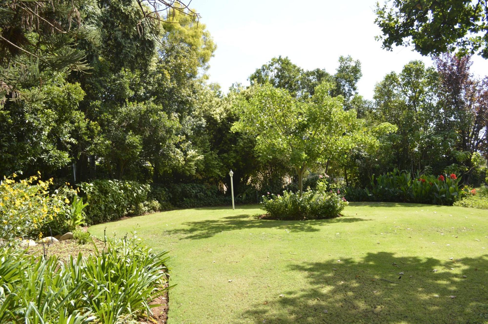Adley House Bed & Breakfast Oudtshoorn Exterior photo