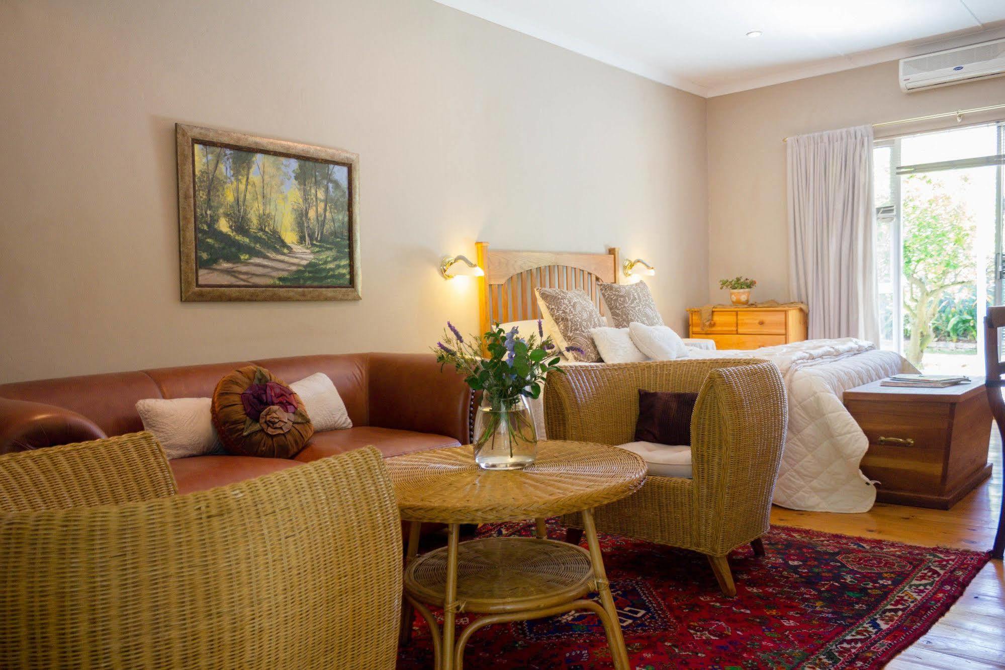 Adley House Bed & Breakfast Oudtshoorn Exterior photo