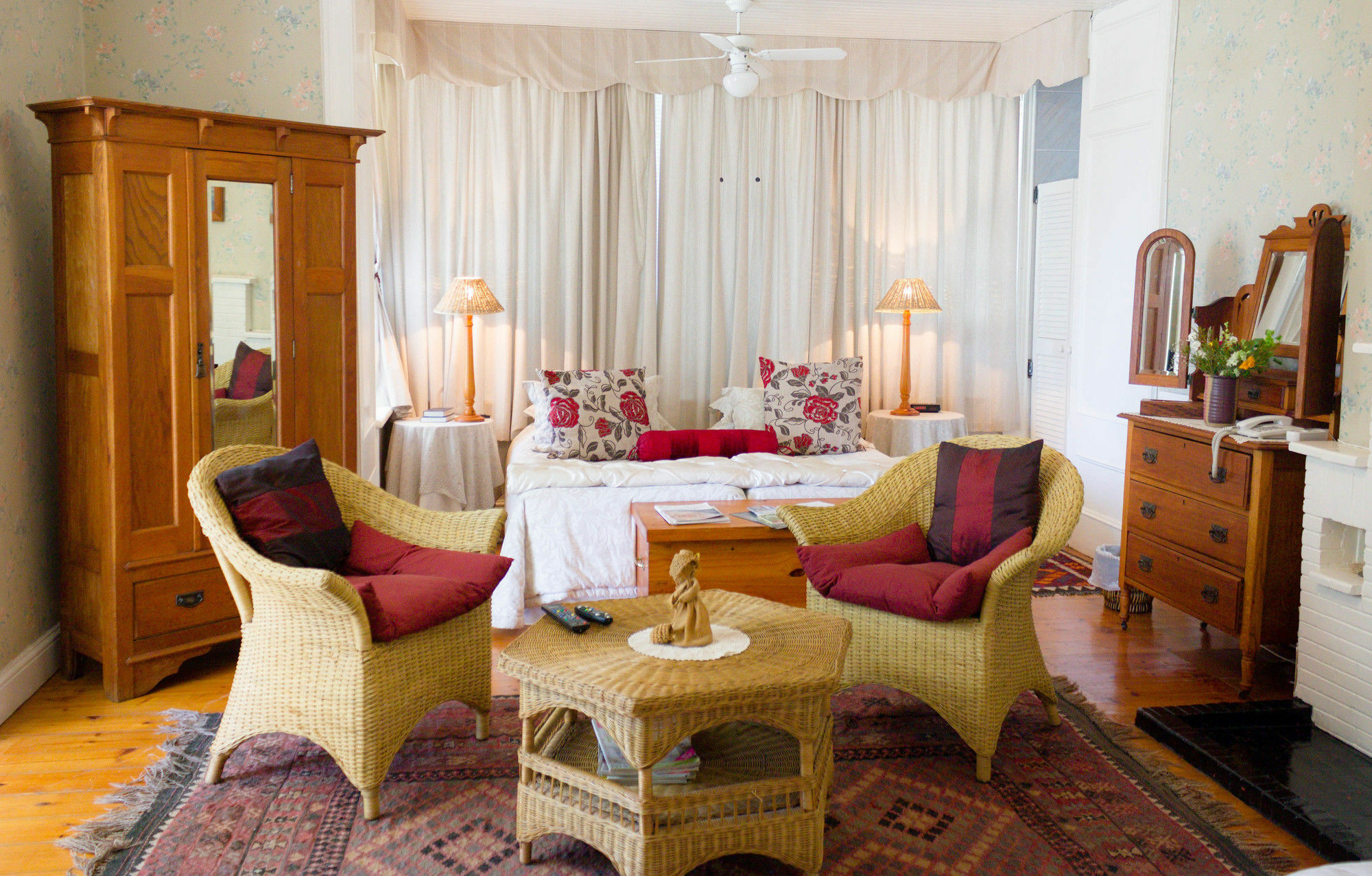 Adley House Bed & Breakfast Oudtshoorn Exterior photo